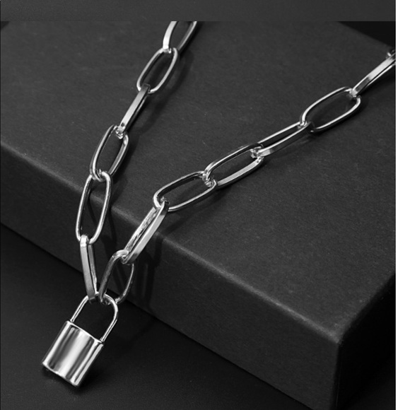New silver plated padlock necklace unisex chain - Picture 3 of 3